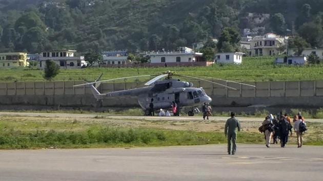 Pilgrims being provided with air-bridge service between Pithoragarh and Gunji during the annual Kailash Mansarovar Yatra, in Pithoragarh on Wednesday.(PTI File Photo)