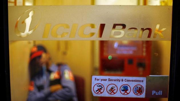 CICI Bank has been under probe by multiple central agencies since March for alleged wrongdoings in extending loan to now-bankrupt Videocon group by its managing director Chanda Kochhar, who has since been asked to go on leave till a probe is over.(REUTERS)
