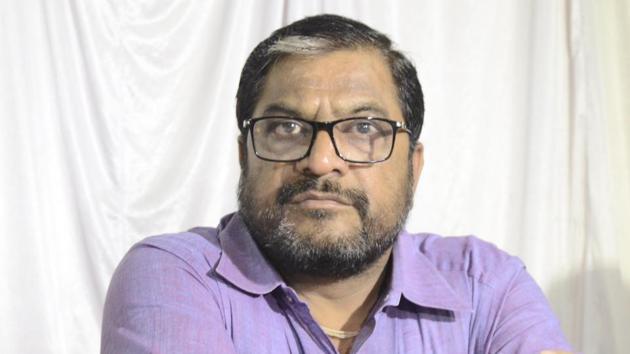 Raju Shetti, leader of a farmers’ outfit Swabhimani Shetkari Sanghatana and member of Parliament (MP) threatened to block the milk supply to big cities, such as Pune and Mumbai, from July 16 (HT File Photo) Raju Shetti, leader of a farmers’ outfit Swabhimani Shetkari Sanghatana and member of Parliament (MP) threatened to block the milk supply to big cities, such as Pune and Mumbai, from July 16 (HT File Photo)