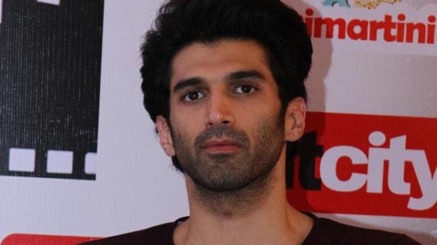 Aditya Roy Kapur injures himself on the set of Kalank.(HT Photo)