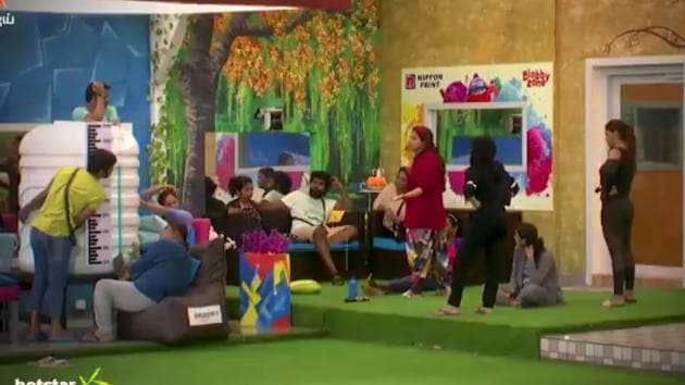 Bigg Boss 2 Tamil, episode 18: Mumtaz gets on the wrong side of her teammates. Bigg Boss 2 Tamil, episode 18: Mumtaz gets on the wrong side of her teammates.
