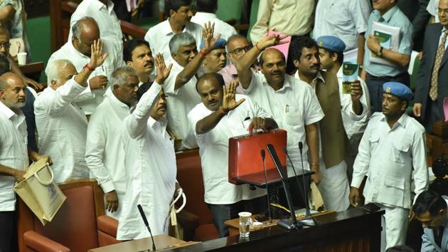 The Karnataka government announced a farm loan waiver up to Rs 34,000 crore, bringing relief to lakhs of farmers across the state with loan liability of less than two lakh, as he presented a Rs 2.13 lakh crore budget. The loan waiver package is an attempt to stick to the Rs 53,000 crore write-off Kumaraswamy had announced in the election manifesto of the JD(S). (Arijit Sen / HT Photo)