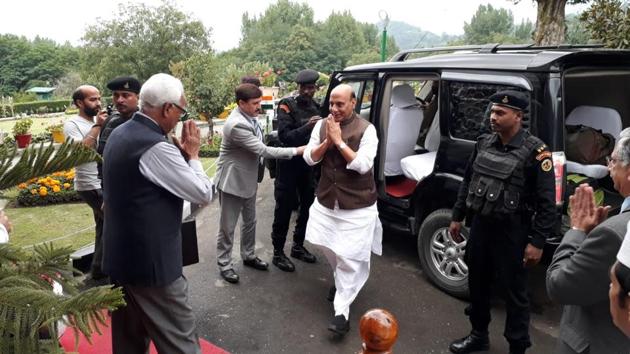 Union home minister Rajnath Singh arrives in Srinagar on Wednesday. (HT Photo) Union home minister Rajnath Singh arrives in Srinagar on Wednesday. (HT Photo)