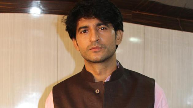 Actor Hiten Tejwani says he wants to invest time in web series.