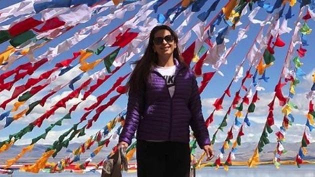 Juhi Chawla under the prayer flags at Lake Mansarovar(Instagram.com)