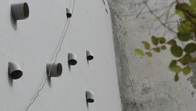 A view of 11 pipes protruding out of the house where 11 members of the Bhatia family were found hanging, in Burari in New Delhi, on July 2, 2018.(Sanchit Khanna/HT Photo)