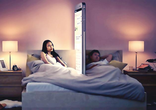 Using a cellphone in bed is a common point of discord among couples(Photo Imaging: Parth Garg)