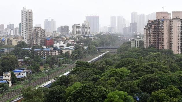 The Thane mental hospital plot near the railway station will be handed over to the civic body.(Praful Gangurde/HT)