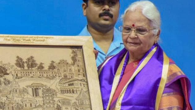 President Ram Nath Kovind being presented a memento by Goa governor Mridula Sinha at the 30th convocation of the Goa University at Taleigao in Goa on Saturday. (PTI Photo)
