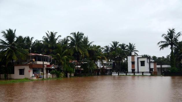 A view of waterlogged Mulky Soorinje outskirts of Mangaluru after torrential rain.(PTI Photo) A view of waterlogged Mulky Soorinje outskirts of Mangaluru after torrential rain.(PTI Photo)