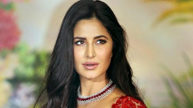 Katrina Kaif S Stunning New Photo Gets Trolled By Arjun Kapoor Hindustan Times Shahrukh khan, katrina kaif and anushka sharma genre: