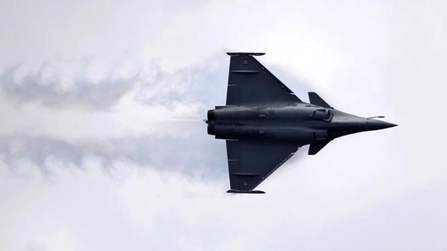 There have been indications from the Indian Air Force that it was not very keen to pursue the project in view of the high cost.(AP File Photo/Representative image)