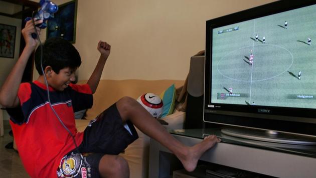 Long hours on social media and digital gaming are the leading causes of lifestyle diseases. (HT PHOTO) Long hours on social media and digital gaming are the leading causes of lifestyle diseases. (HT PHOTO)