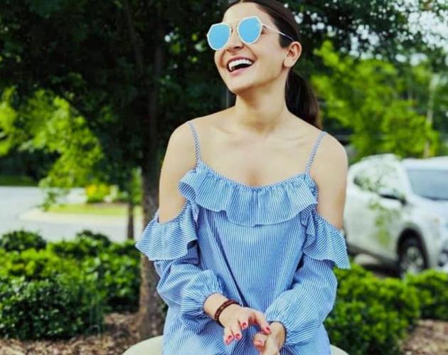 Anushka Sharma outfit ideas you can copy on our next vacation. (Instagram)