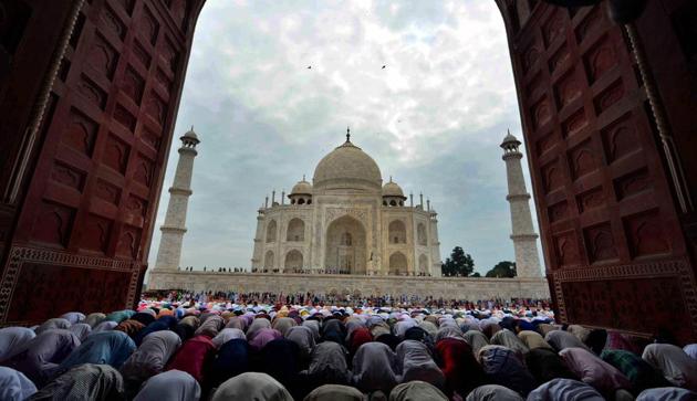 The petitioner said people visit Agra throughout the year and the Agra ADM’s January 24 order banning non-residents from offering Friday prayers was ‘illegal, arbitrary and unconstitutional’. (PTI File Photo) The petitioner said people visit Agra throughout the year and the Agra ADM’s January 24 order banning non-residents from offering Friday prayers was ‘illegal, arbitrary and unconstitutional’. (PTI File Photo)