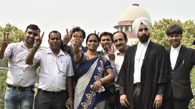 The Supreme Court on Monday upheld the death sentence of three of the four convicts in the 2012 Delhi Gangrape Case saying, “there was no error in the judgment.” “This decision reaffirms our trust in the court,” said the mother of the girl gangraped and murdered on December 16, 2012, while welcoming the rejection of the review petition filed by the convicts in the case. (Sonu Mehta / HT Photo) The Supreme Court on Monday upheld the death sentence of three of the four convicts in the 2012 Delhi Gangrape Case saying, “there was no error in the judgment.” “This decision reaffirms our trust in the court,” said the mother of the girl gangraped and murdered on December 16, 2012, while welcoming the rejection of the review petition filed by the convicts in the case. (Sonu Mehta / HT Photo)