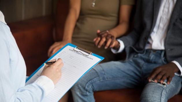 IVF success tips: IVF can help overcome various types of infertility related issues that couples face while trying for a baby.(Shutterstock) IVF success tips: IVF can help overcome various types of infertility related issues that couples face while trying for a baby.(Shutterstock)
