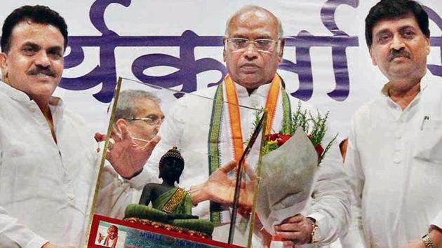 (From left) Congress leaders Sanjay Nirupam, Mallikarjun Kharge and Ashok Chavan in Sion on Monday. (From left) Congress leaders Sanjay Nirupam, Mallikarjun Kharge and Ashok Chavan in Sion on Monday.