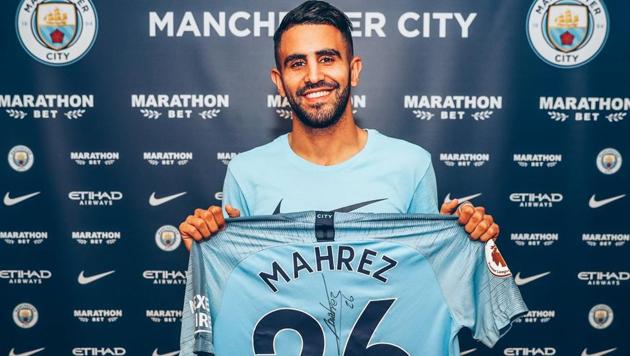 Riyad Mahrez has completed a long-awaited move to Premier League champions Manchester City.(Twitter)