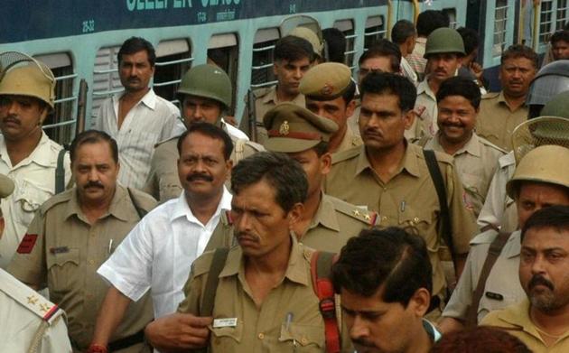 Bajrangi was shot dead by another west UP gangster Sunil Rathi, a murder convict lodged in Baghpat jail.(HT) Bajrangi was shot dead by another west UP gangster Sunil Rathi, a murder convict lodged in Baghpat jail.(HT)