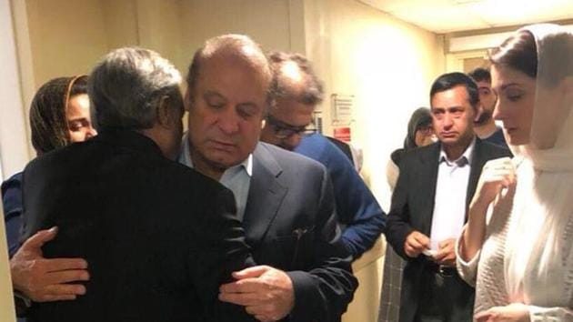 Former Pakistan prime minister Nawaz Sharif had a farewell meeting with former finance minister Ishaq Dar in London, before leaving for Abu Dhabi on Juuly 12, 2018.(ANI/Twitter)