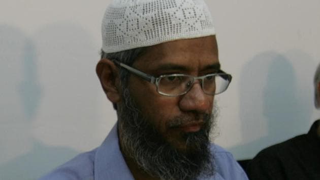 Zakir Naik, a radical television preacher, reportedly left India in 2016 and subsequently moved to largely Muslim Malaysia, where he was granted permanent residency.(HT/File Photo)