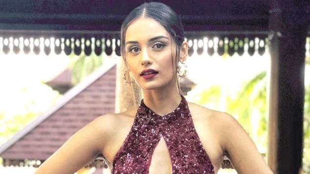 Manushi Chhillar’s elgant, sleek outfit isn’t exactly conservative, but it’ll definitely leave them thinking highly of you. (Instagram)