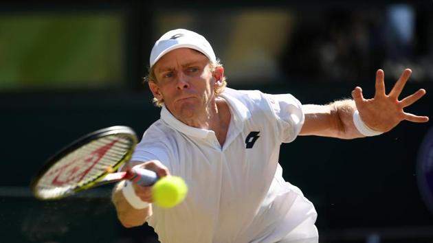 However, Anderson -- who received treatment on his right arm -- looked good in the third set. (REUTERS)