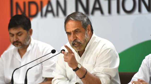 Congress leader Anand Sharma during a press conference at AICC in New Delhi on July 15.(Arvind Yadav/HT PHOTO)