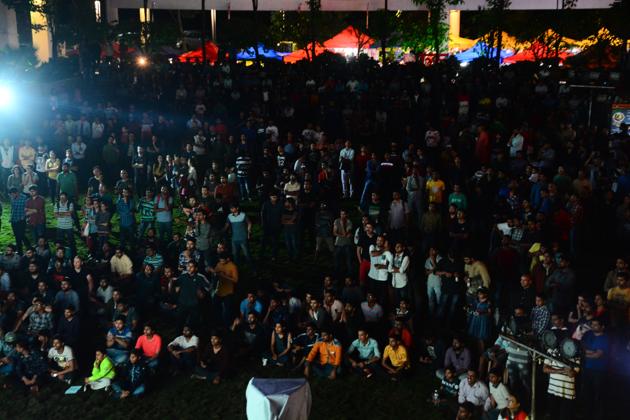 A huge crowd enjoyed a high-scoring Fifa World Cup final at Amanora mall on Sunday. (ht photo) A huge crowd enjoyed a high-scoring Fifa World Cup final at Amanora mall on Sunday. (ht photo)