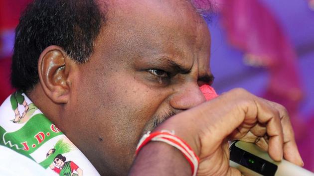 Karnataka chief minister H D Kumaraswamy broke down during a party function in Bengaluru on July 14.(PTI Photo) Karnataka chief minister H D Kumaraswamy broke down during a party function in Bengaluru on July 14.(PTI Photo)