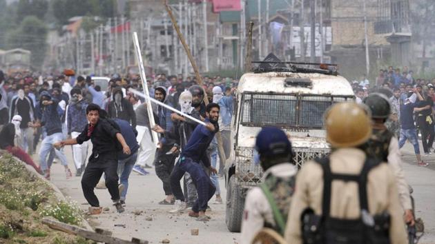 Kashmiri protesters clashed with police on the outskirts of Srinagar after forces killed four militants, including Islamic State of Jammu and Kashmir (ISJK) chief Dawood Salafi during an encounter at Nowshera village in South Kashmir on Friday, June 22, 2018. (Waseem Andrabi/ Hindustan Times) Kashmiri protesters clashed with police on the outskirts of Srinagar after forces killed four militants, including Islamic State of Jammu and Kashmir (ISJK) chief Dawood Salafi during an encounter at Nowshera village in South Kashmir on Friday, June 22, 2018. (Waseem Andrabi/ Hindustan Times)