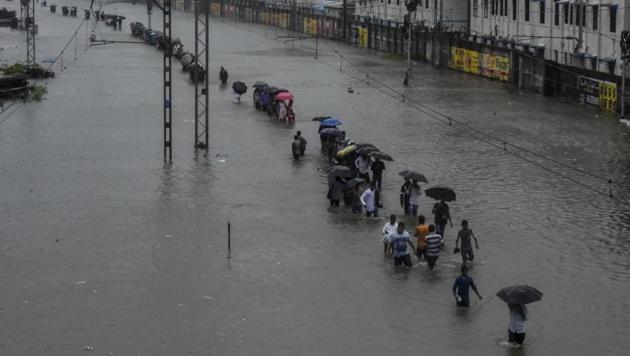 The patient had a history of wading through waterlogged areas, and had gone to Worli sea face during incessant rain on July 1 and 2. (HT File Photo/Used for representational purpose) The patient had a history of wading through waterlogged areas, and had gone to Worli sea face during incessant rain on July 1 and 2. (HT File Photo/Used for representational purpose)