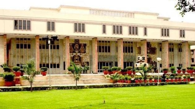 A file photo of Delhi high court . A bench of the HC has expressed concern over the declining number of its judges. (HT File Photo) A file photo of Delhi high court . A bench of the HC has expressed concern over the declining number of its judges. (HT File Photo)