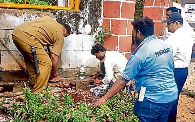 Exterminators look for rats, along with civic officials. (HT Photo) Exterminators look for rats, along with civic officials. (HT Photo)