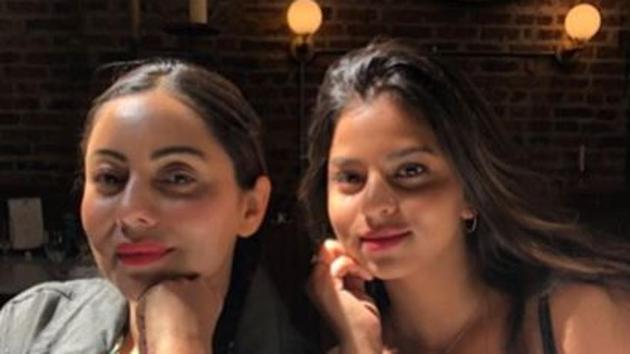 Shah Rukh Khan’s wife Gauri Khan and daughter Suhana Khan are vacationing in the US.