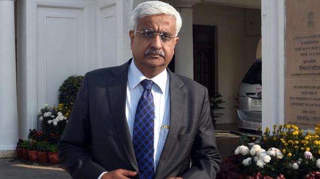 File photo of Delhi’s chief secretary Anshu Prakash. Officials said that the Delhi government order was “unnecessary” as all files were anyway not being sent to the chief secretary.(Sonu Mehta/HT File)