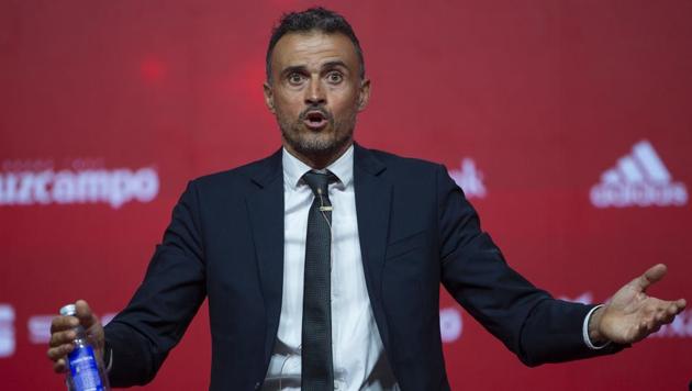 Spain coach Luis Enrique talks to journalists during his official presentation as new head coach in Las Rozas.(AP)