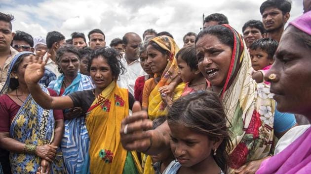 Family members of victims killed by a mob on suspicion of child-lifting in Dhule, Maharashtra, July 2, 2018(Satish Bate/HT)