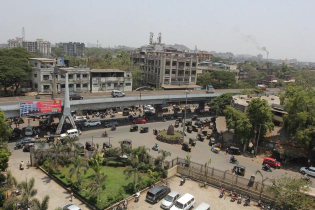 Bhiwandi is 20 km to the north-east of Mumbai and 15 km to the north-east of Thane. (Praful Gangurde/HT) Bhiwandi is 20 km to the north-east of Mumbai and 15 km to the north-east of Thane. (Praful Gangurde/HT)
