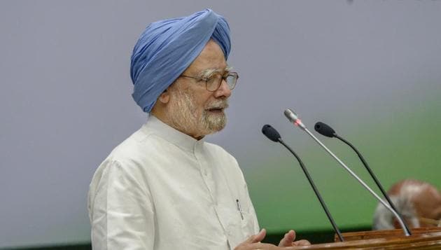 New Delhi: Former prime minister Manmohan Singh addresses the extended Congress Working Committee meeting, at Parliament House Annexe in New Delhi on Sunday, 22 July 2018. (PTI Photo) (PTI7_22_2018_000064B) (PTI) New Delhi: Former prime minister Manmohan Singh addresses the extended Congress Working Committee meeting, at Parliament House Annexe in New Delhi on Sunday, 22 July 2018. (PTI Photo) (PTI7_22_2018_000064B) (PTI)