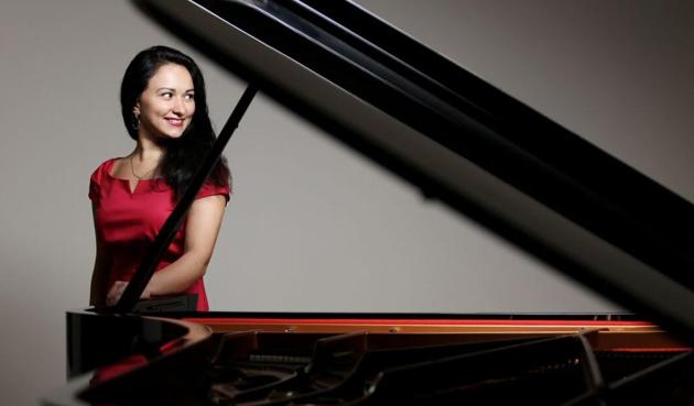 Dinara Klinton, Ukrainian pianist, is on a four city tour in India. Dinara Klinton, Ukrainian pianist, is on a four city tour in India.
