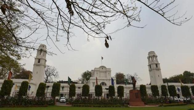 A view of Delhi Vidhan Sabha during the Delhi Government Budget 2018-19 at Delhi Legislative Assembly, Old Secretariat, in New Delhi.(Sonu Mehta/HT PHOTO) A view of Delhi Vidhan Sabha during the Delhi Government Budget 2018-19 at Delhi Legislative Assembly, Old Secretariat, in New Delhi.(Sonu Mehta/HT PHOTO)