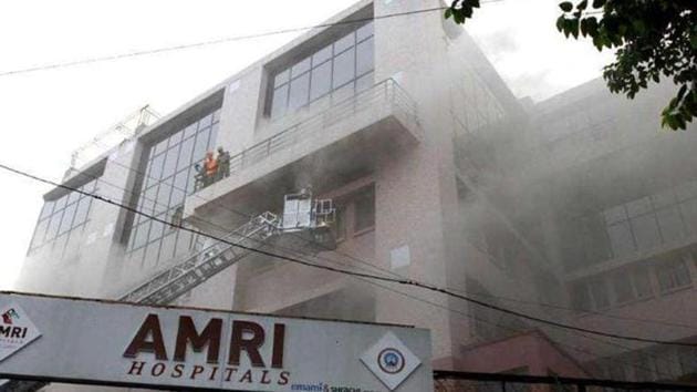 The AMRI Dhakuria unit witnessed the worst hospital disaster in the country when more than 90 patients were chocked to death during a fire in December 2011.(HT File Photo)