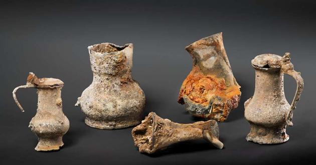 Collection of the pewter jugs found in the wreck of the Rooswijk. Jugs like this were used to hold liquids and used by the officers and higher ranks on board.(Historic England/RCE) Collection of the pewter jugs found in the wreck of the Rooswijk. Jugs like this were used to hold liquids and used by the officers and higher ranks on board.(Historic England/RCE)