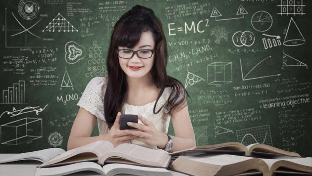 To get good grades in exams, ditch your smartphone - Hindustan Times