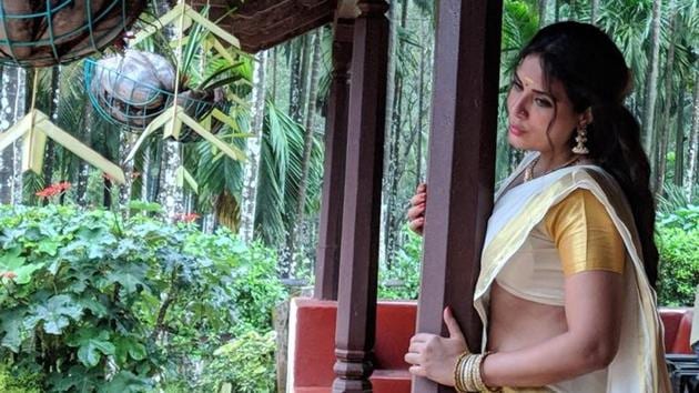 Pornd Hd Richa Chadha - Richa Chadha to play adult star Shakeela in biopic, shares first look |  Bollywood - Hindustan Times