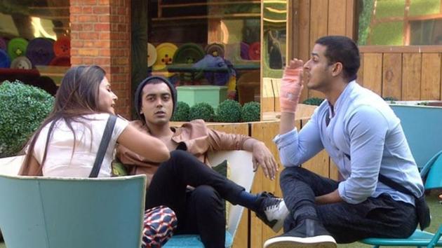 Hina Khan with Priyank Sharma and Luv Tyagi in Bigg Boss 11.