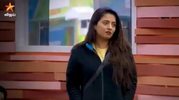 Bigg Boss 2 Tamil, episode 40: Mumtaz is getting on the nerves of housemates. Bigg Boss 2 Tamil, episode 40: Mumtaz is getting on the nerves of housemates.