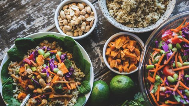 The Portfolio plant-based diet can reduce LDL cholesterol levels and safeguard you from heart disease.(Shutterstock) The Portfolio plant-based diet can reduce LDL cholesterol levels and safeguard you from heart disease.(Shutterstock)